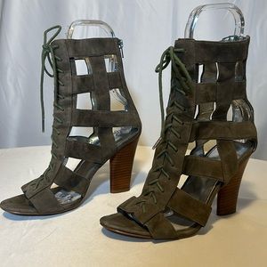 Calvin Klein open toe booties olive 4"
